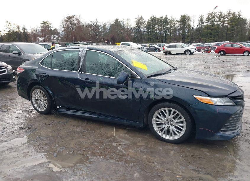 Photo 6 of 2018 Toyota Camry XLE V6 (VIN 4T1BZ1HK3JU503263)