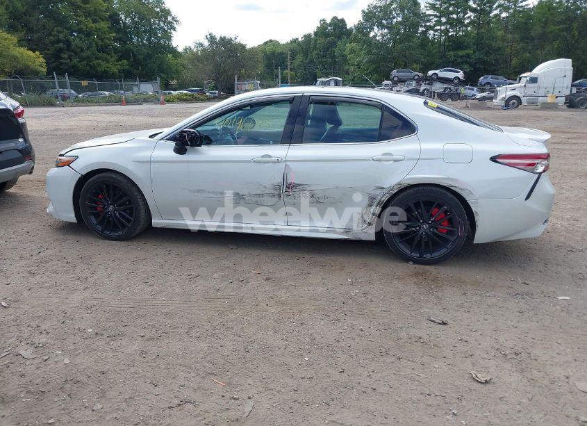 Photo 14 of 2018 Toyota Camry XSE V6 (VIN 4T1BZ1HK4JU001863)