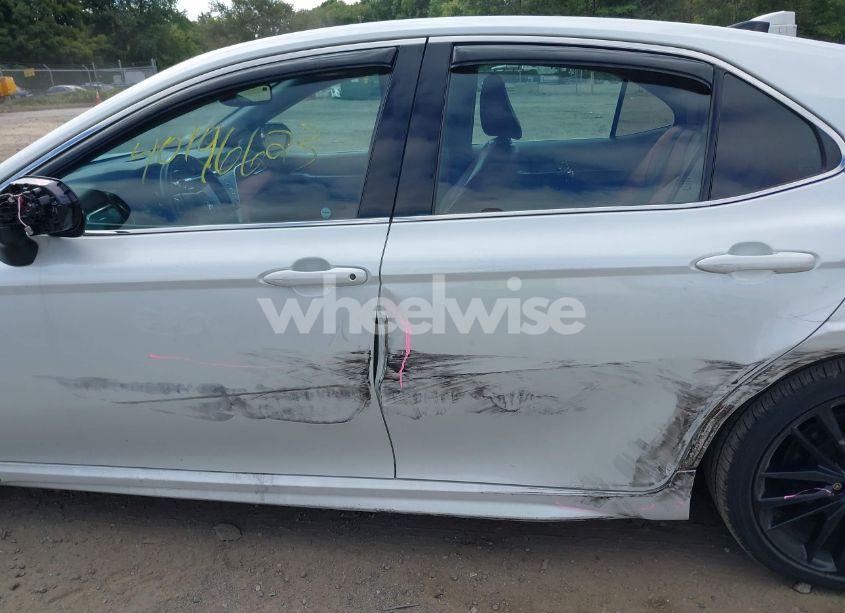 Photo 18 of 2018 Toyota Camry XSE V6 (VIN 4T1BZ1HK4JU001863)