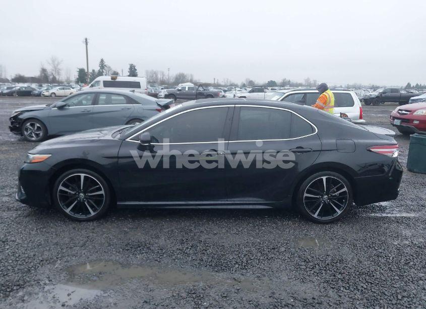 Photo 15 of 2018 Toyota Camry XSE V6 (VIN 4T1BZ1HK4JU019604)