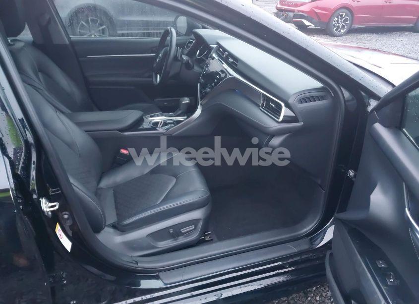 Photo 5 of 2018 Toyota Camry XSE V6 (VIN 4T1BZ1HK4JU019604)