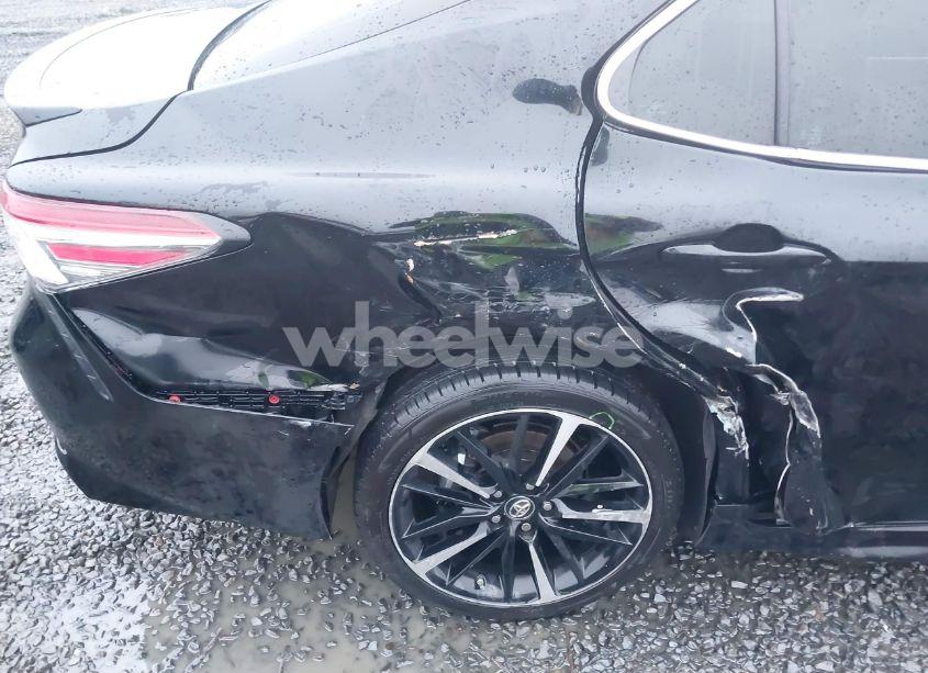 Photo 6 of 2018 Toyota Camry XSE V6 (VIN 4T1BZ1HK4JU019604)