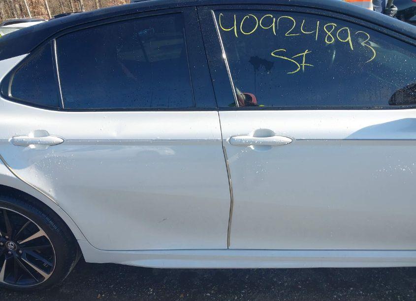 Photo 13 of 2018 Toyota Camry XSE V6 (VIN 4T1BZ1HK5JU019532)