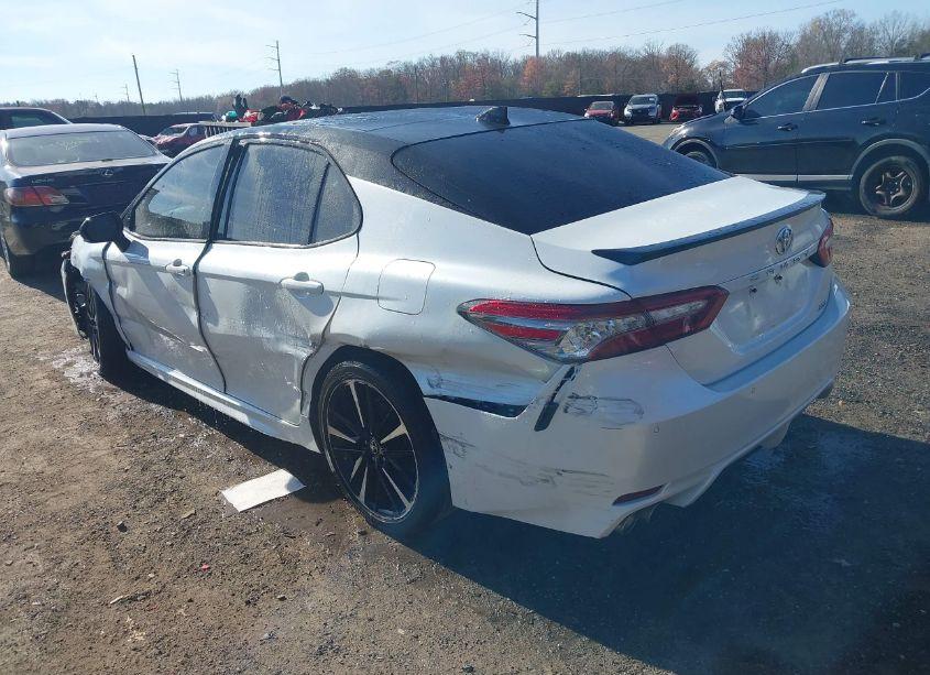 Photo 3 of 2018 Toyota Camry XSE V6 (VIN 4T1BZ1HK5JU019532)