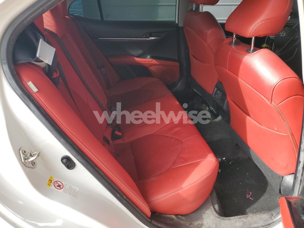 Photo 10 of 2019 TOYOTA CAMRY XSE (VIN 4T1BZ1HK5KU023890)