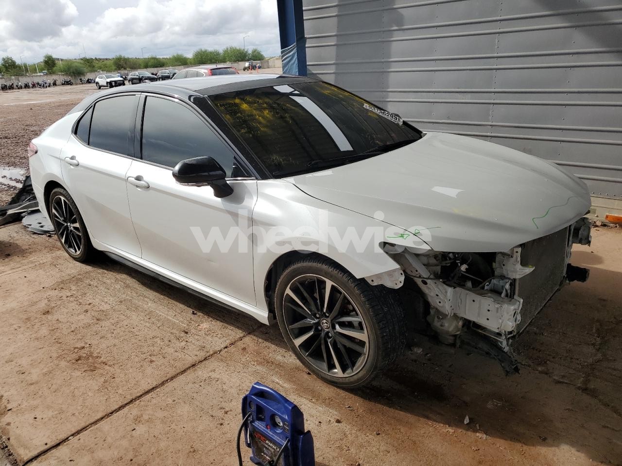 Photo 4 of 2019 TOYOTA CAMRY XSE (VIN 4T1BZ1HK5KU023890)