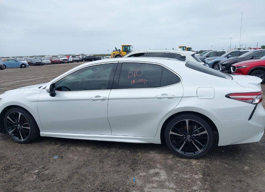 Photo 14 of 2019 Toyota Camry XSE V6 (VIN 4T1BZ1HK5KU030063)