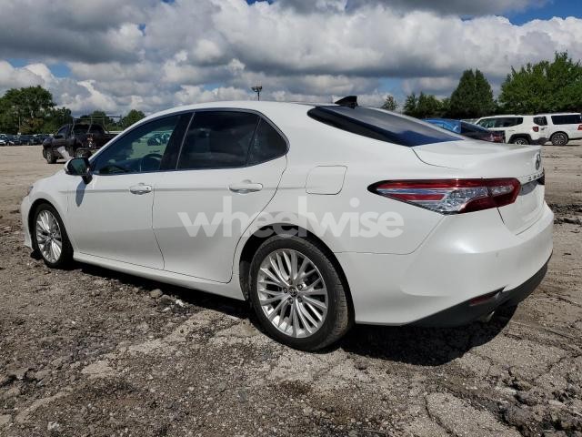 Photo 2 of 2018 TOYOTA CAMRY XSE (VIN 4T1BZ1HK6JU001668)