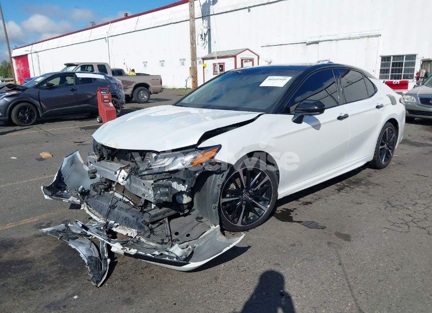 Photo 2 of 2018 Toyota Camry XSE V6 (VIN 4T1BZ1HK6JU008295)