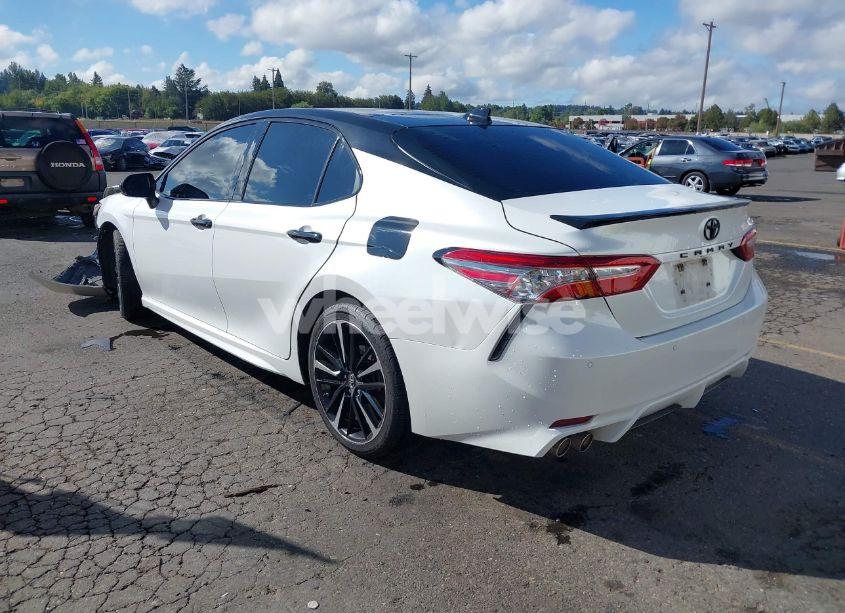 Photo 3 of 2018 Toyota Camry XSE V6 (VIN 4T1BZ1HK6JU008295)