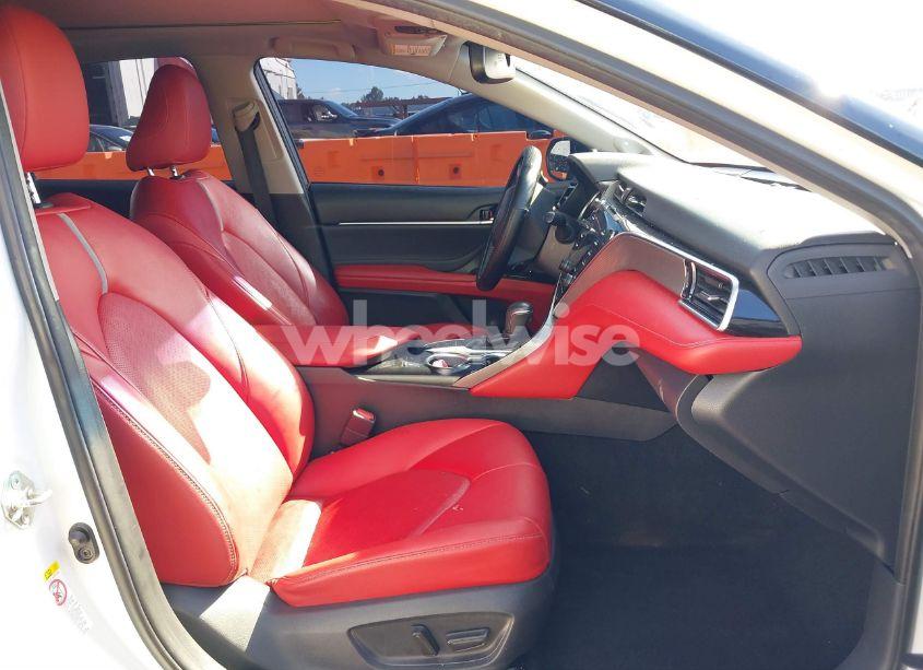 Photo 5 of 2018 Toyota Camry XSE V6 (VIN 4T1BZ1HK6JU008295)