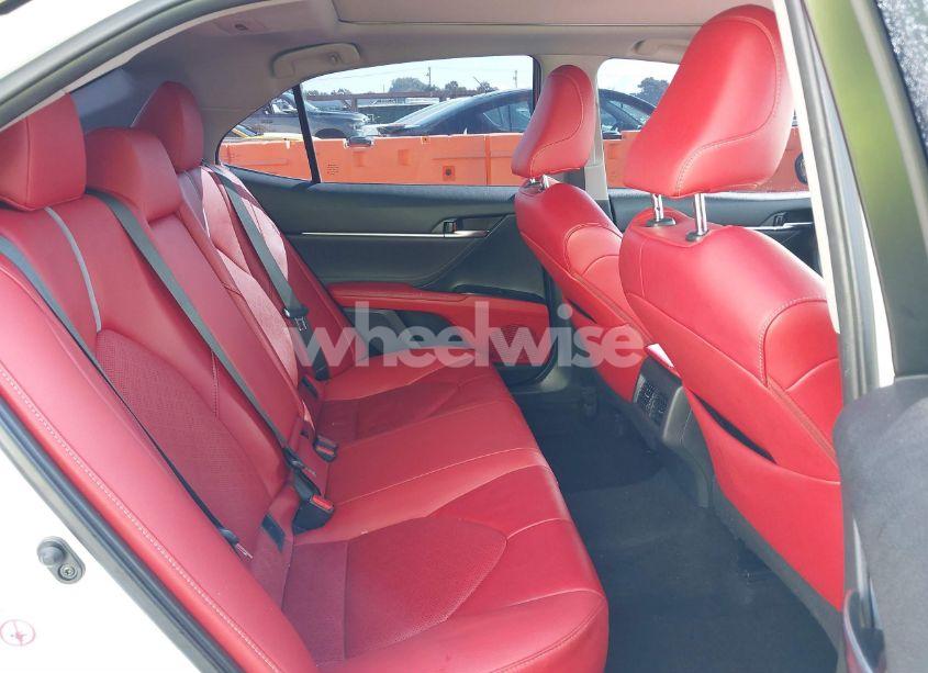 Photo 8 of 2018 Toyota Camry XSE V6 (VIN 4T1BZ1HK6JU008295)