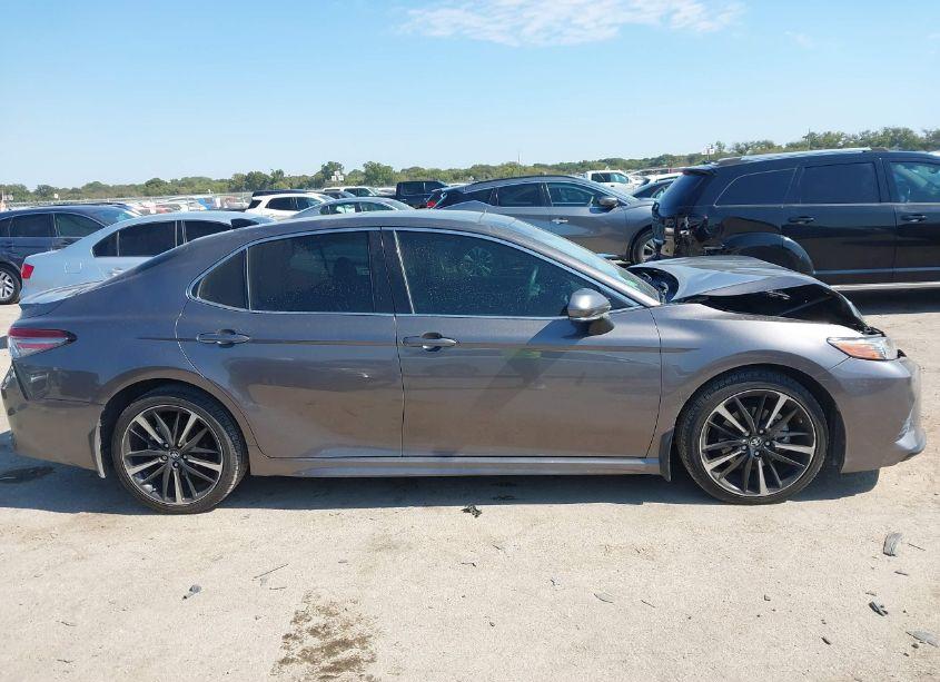 Photo 13 of 2018 Toyota Camry XSE V6 (VIN 4T1BZ1HK7JU008208)