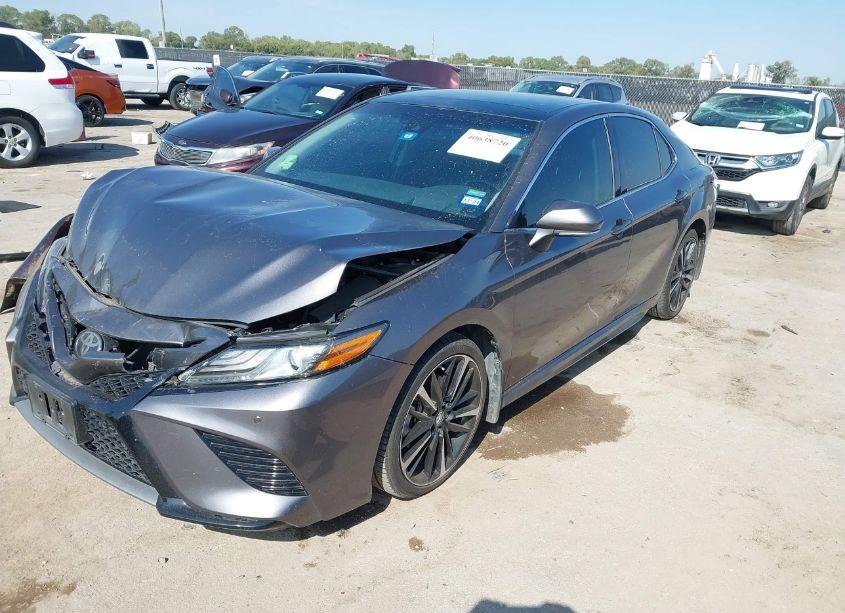 Photo 2 of 2018 Toyota Camry XSE V6 (VIN 4T1BZ1HK7JU008208)