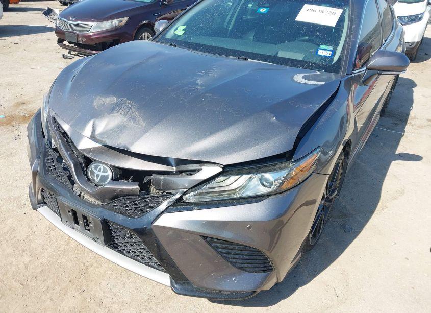 Photo 6 of 2018 Toyota Camry XSE V6 (VIN 4T1BZ1HK7JU008208)