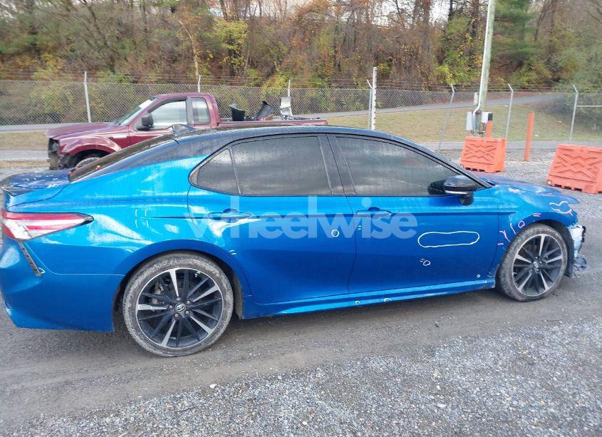 Photo 14 of 2018 Toyota Camry XSE V6 (VIN 4T1BZ1HK7JU019497)