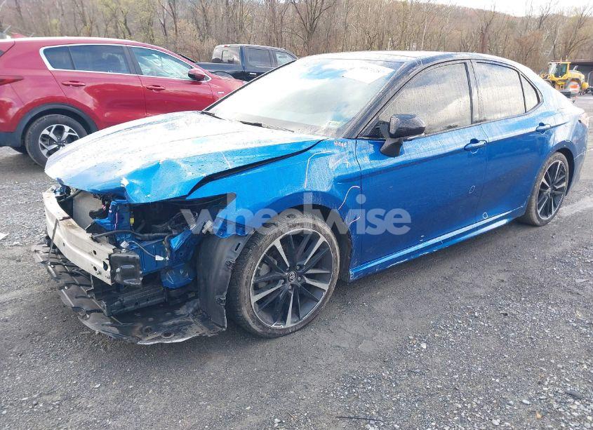 Photo 2 of 2018 Toyota Camry XSE V6 (VIN 4T1BZ1HK7JU019497)