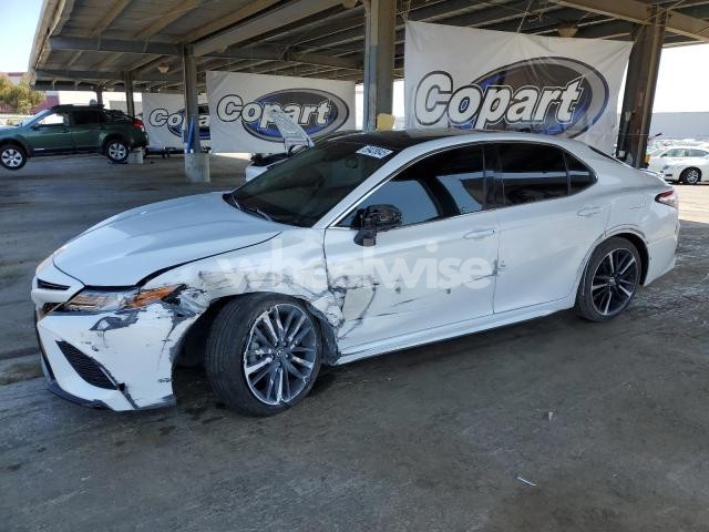 Photo 12 of 2018 TOYOTA CAMRY XSE (VIN 4T1BZ1HK7JU020875)