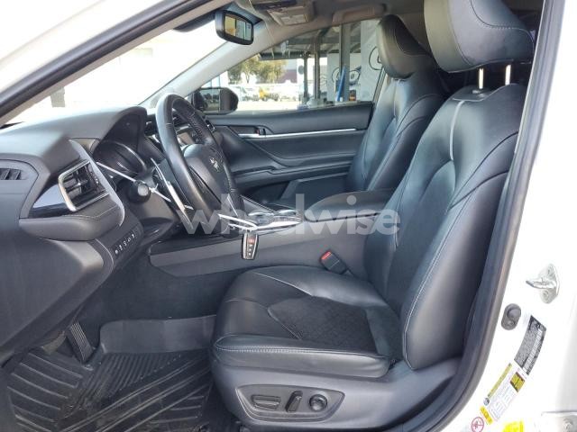 Photo 2 of 2018 TOYOTA CAMRY XSE (VIN 4T1BZ1HK7JU020875)