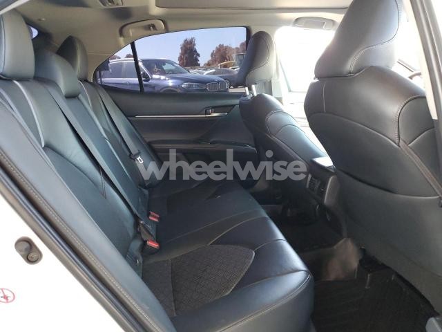 Photo 4 of 2018 TOYOTA CAMRY XSE (VIN 4T1BZ1HK7JU020875)