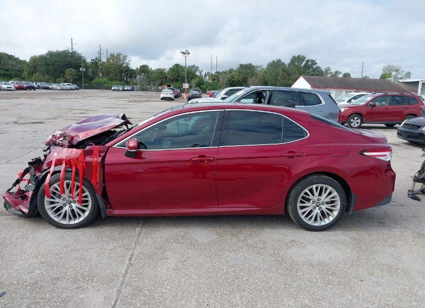 Photo 14 of 2018 Toyota Camry XSE/XLE (VIN 4T1BZ1HK7JU504304)