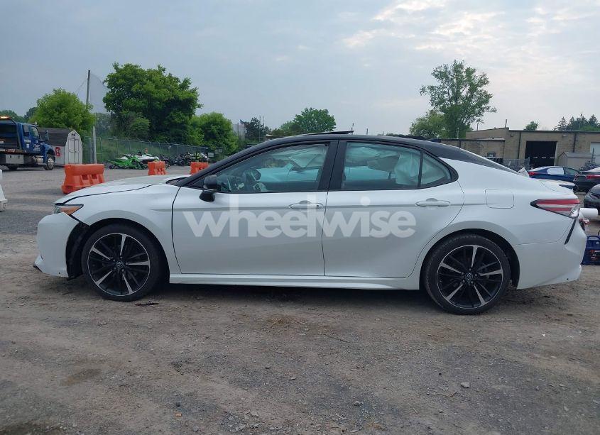 Photo 15 of 2019 Toyota Camry XSE V6 (VIN 4T1BZ1HK7KU025270)