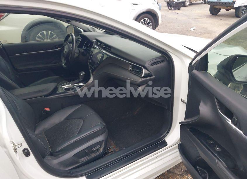 Photo 5 of 2019 Toyota Camry XSE V6 (VIN 4T1BZ1HK7KU028461)