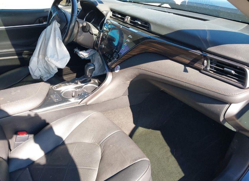 Photo 5 of 2019 Toyota Camry XLE V6 (VIN 4T1BZ1HK8KU026654)