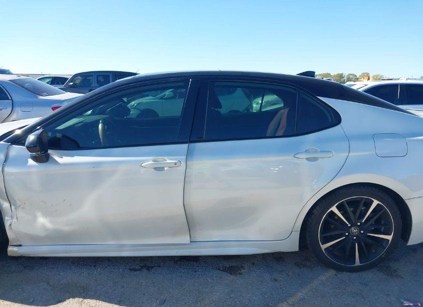 Photo 14 of 2019 Toyota Camry XSE V6 (VIN 4T1BZ1HK8KU028789)