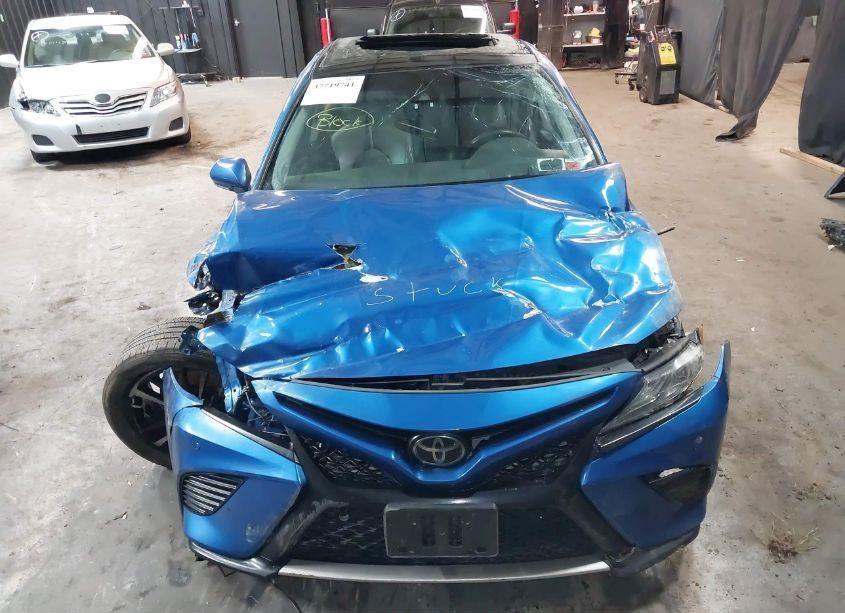 Photo 3 of 2018 Toyota Camry XSE V6 (VIN 4T1BZ1HK9JU002734)