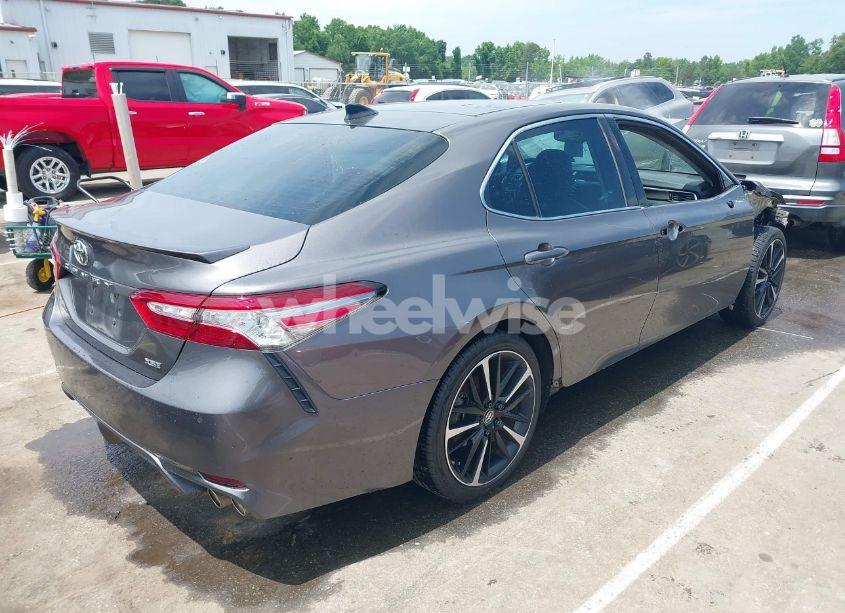 Photo 4 of 2018 Toyota Camry XSE V6 (VIN 4T1BZ1HK9JU003477)