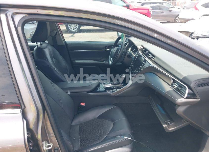 Photo 5 of 2018 Toyota Camry XSE V6 (VIN 4T1BZ1HK9JU003477)