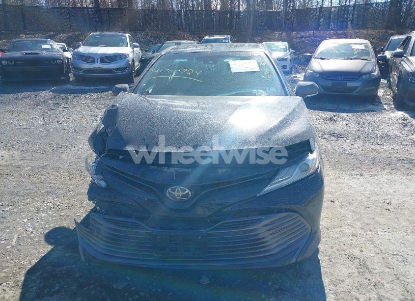 Photo 12 of 2018 Toyota Camry XSE/XLE (VIN 4T1BZ1HK9JU011479)