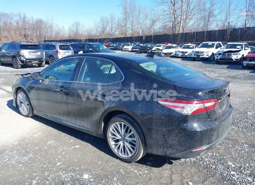 Photo 3 of 2018 Toyota Camry XSE/XLE (VIN 4T1BZ1HK9JU011479)