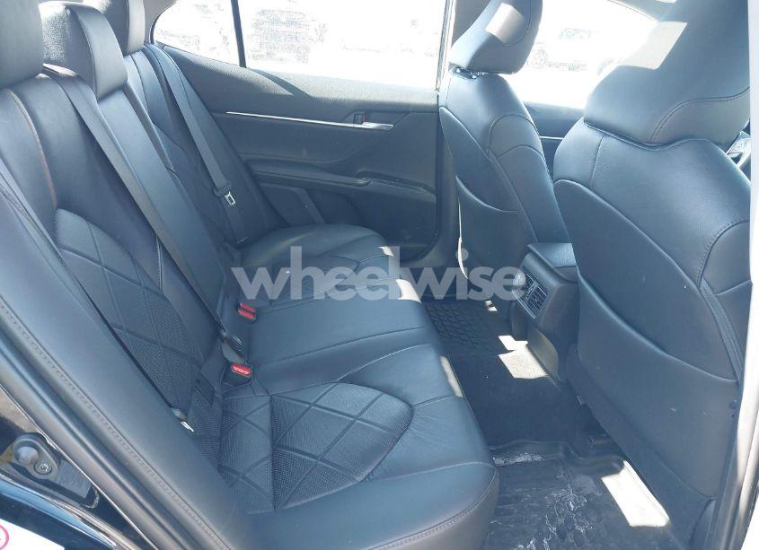 Photo 8 of 2018 Toyota Camry XSE/XLE (VIN 4T1BZ1HK9JU011479)