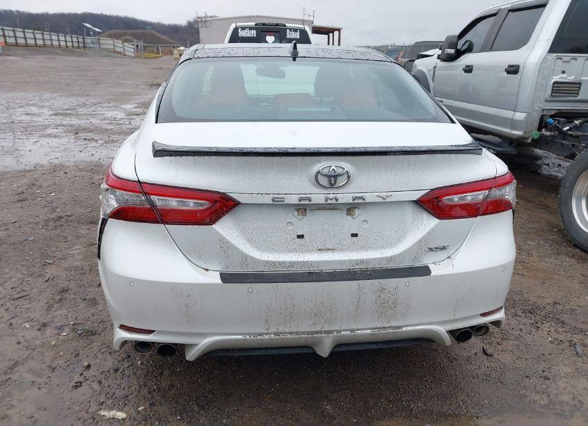 Photo 16 of 2018 Toyota Camry XSE V6 (VIN 4T1BZ1HKXJU012348)