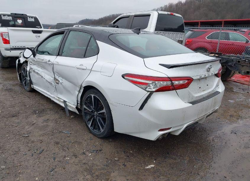 Photo 3 of 2018 Toyota Camry XSE V6 (VIN 4T1BZ1HKXJU012348)