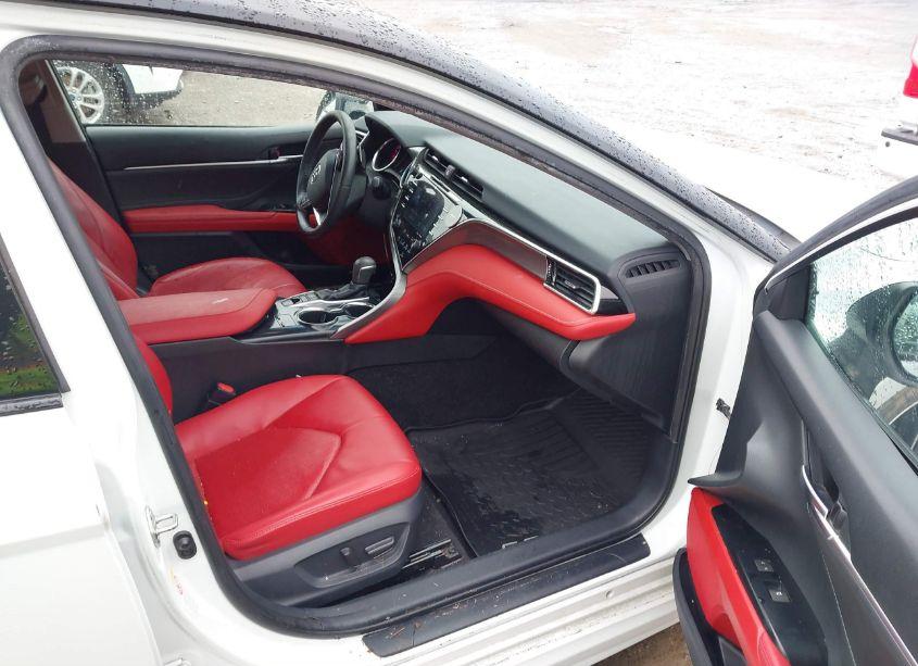 Photo 5 of 2018 Toyota Camry XSE V6 (VIN 4T1BZ1HKXJU012348)