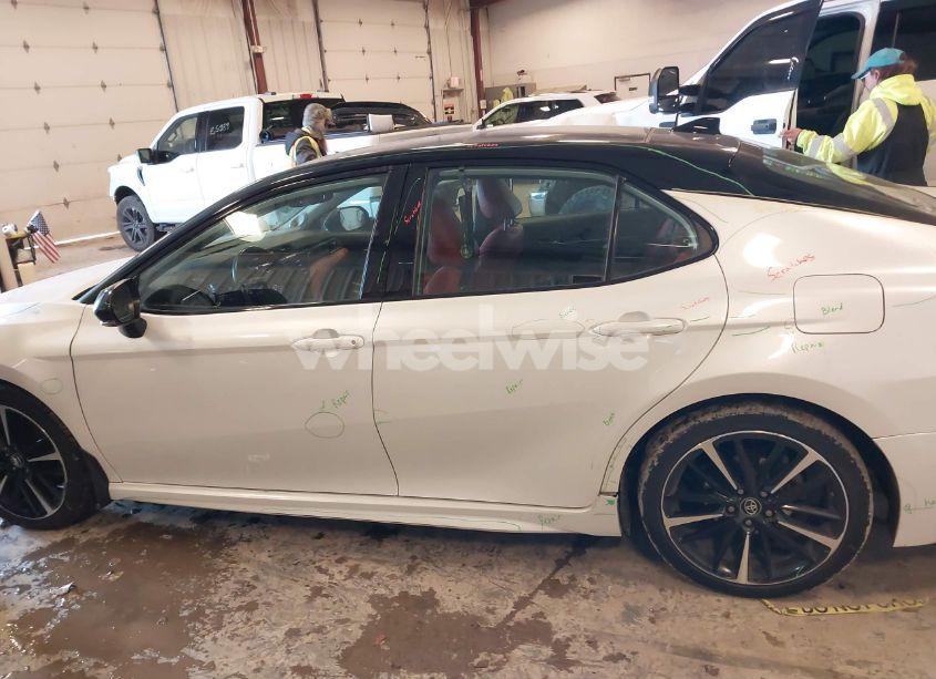 Photo 14 of 2019 Toyota Camry XSE V6 (VIN 4T1BZ1HKXKU029023)