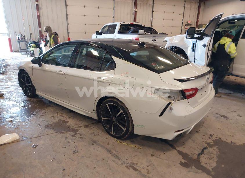 Photo 3 of 2019 Toyota Camry XSE V6 (VIN 4T1BZ1HKXKU029023)