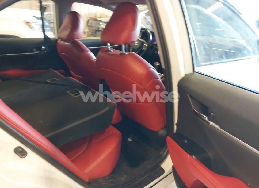 Photo 8 of 2019 Toyota Camry XSE V6 (VIN 4T1BZ1HKXKU029023)