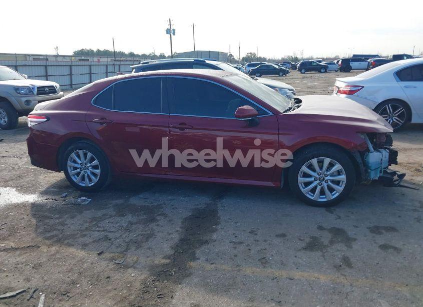 Photo 14 of 2020 Toyota Camry LE (VIN 4T1C11AK0LU344825)