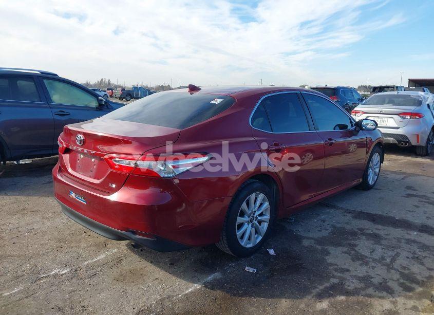 Photo 4 of 2020 Toyota Camry LE (VIN 4T1C11AK0LU344825)