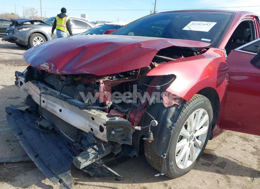 Photo 6 of 2020 Toyota Camry LE (VIN 4T1C11AK0LU344825)