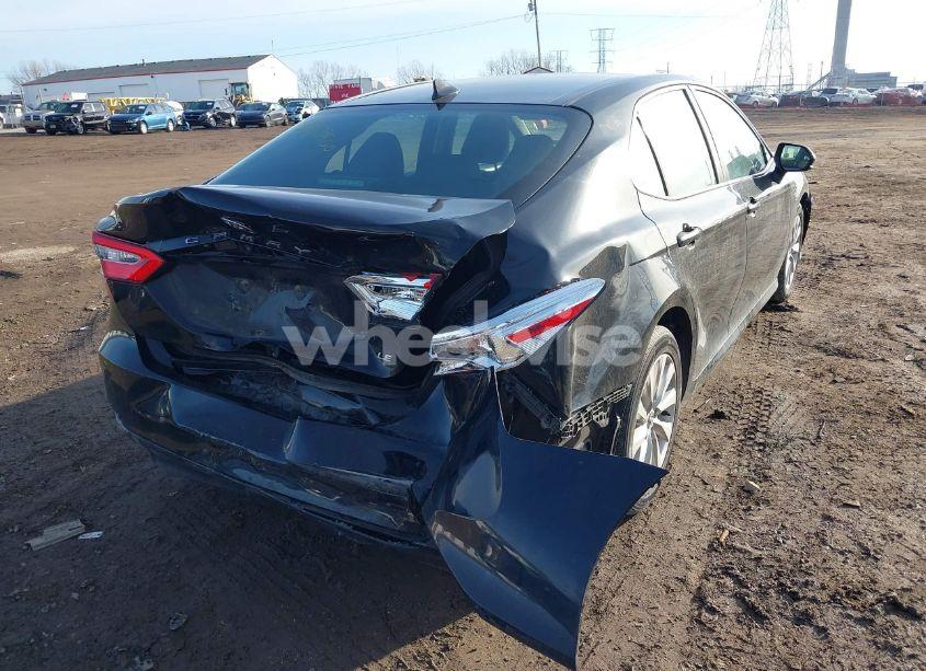 Photo 4 of 2020 Toyota Camry LE (VIN 4T1C11AK0LU353816)