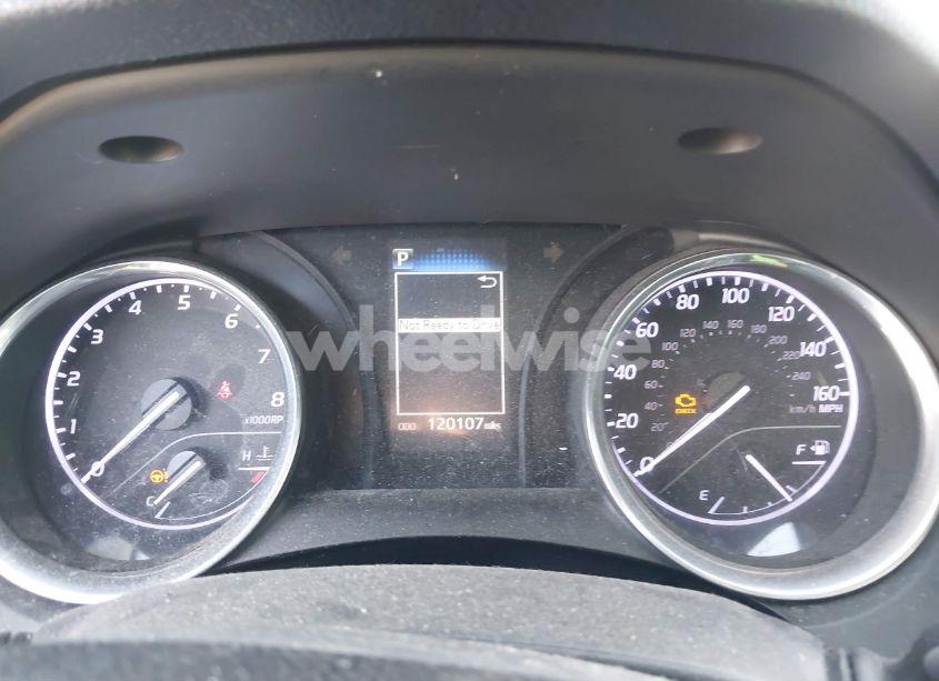 Photo 7 of 2020 Toyota Camry LE (VIN 4T1C11AK0LU353816)