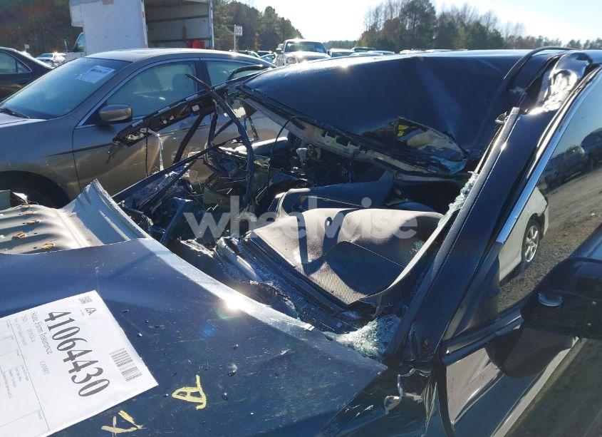 Photo 20 of 2020 Toyota Camry LE (VIN 4T1C11AK0LU956538)