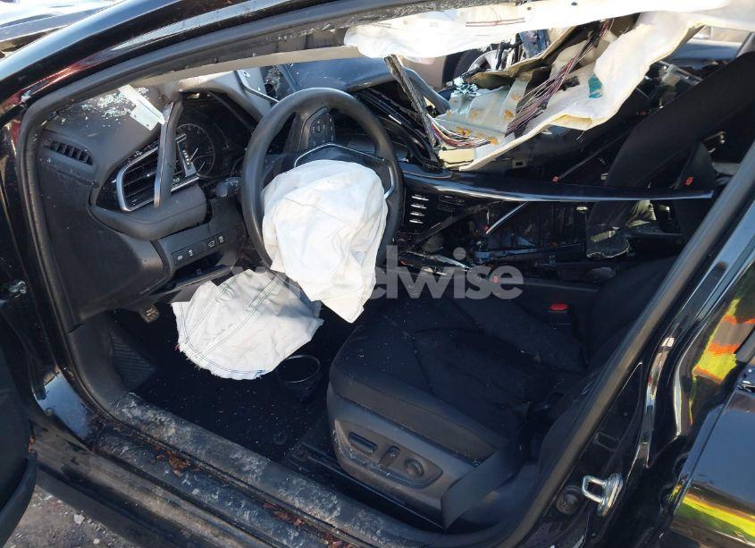 Photo 22 of 2020 Toyota Camry LE (VIN 4T1C11AK0LU956538)