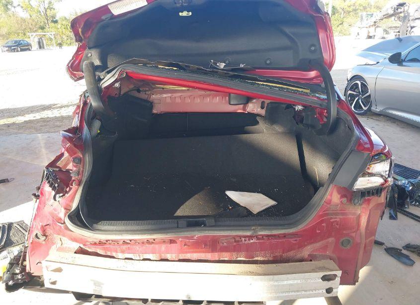 Photo 16 of 2021 Toyota Camry LE (VIN 4T1C11AK0MU466778)