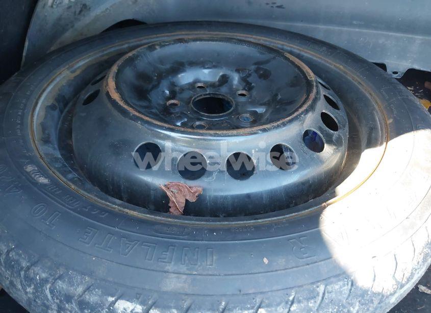 Photo 12 of 2021 Toyota Camry LE (VIN 4T1C11AK0MU546906)